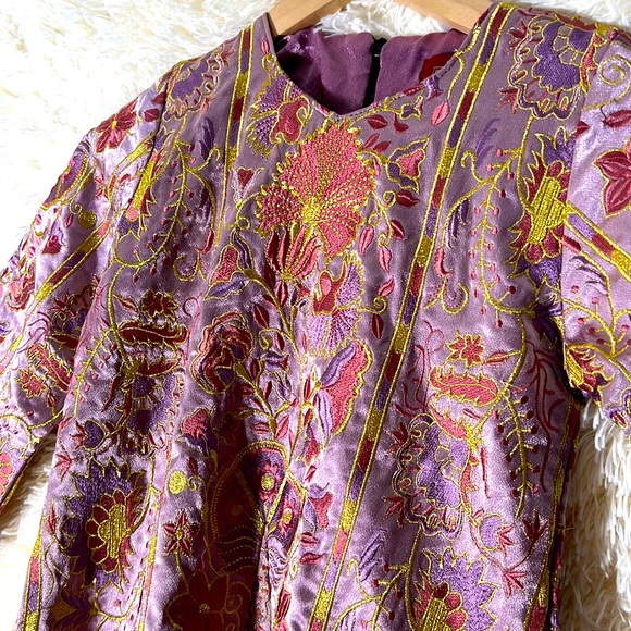 Embroidered East Indies/Middle East Dress - Picture 4 of 7